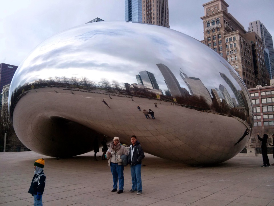 Shrue, Marlin, and Tristan at the Chicago cloud gate December 29, 2014
